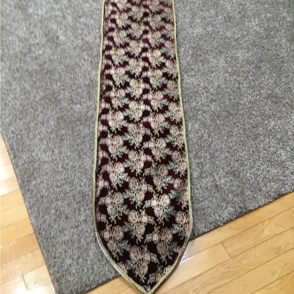 Christmas runner - Picture 2 of 5